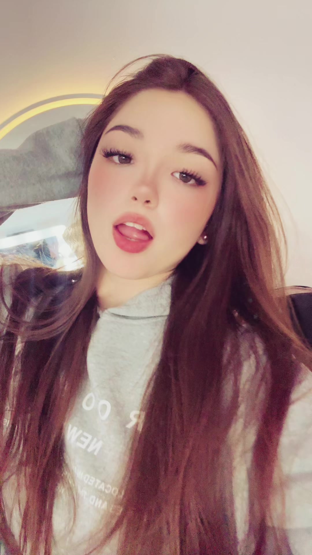 @𝑵𝒂𝒕𝒂𝒔𝒉𝒂𝑽𝒂𝒍𝒆𝒔𝒌𝒂👑
