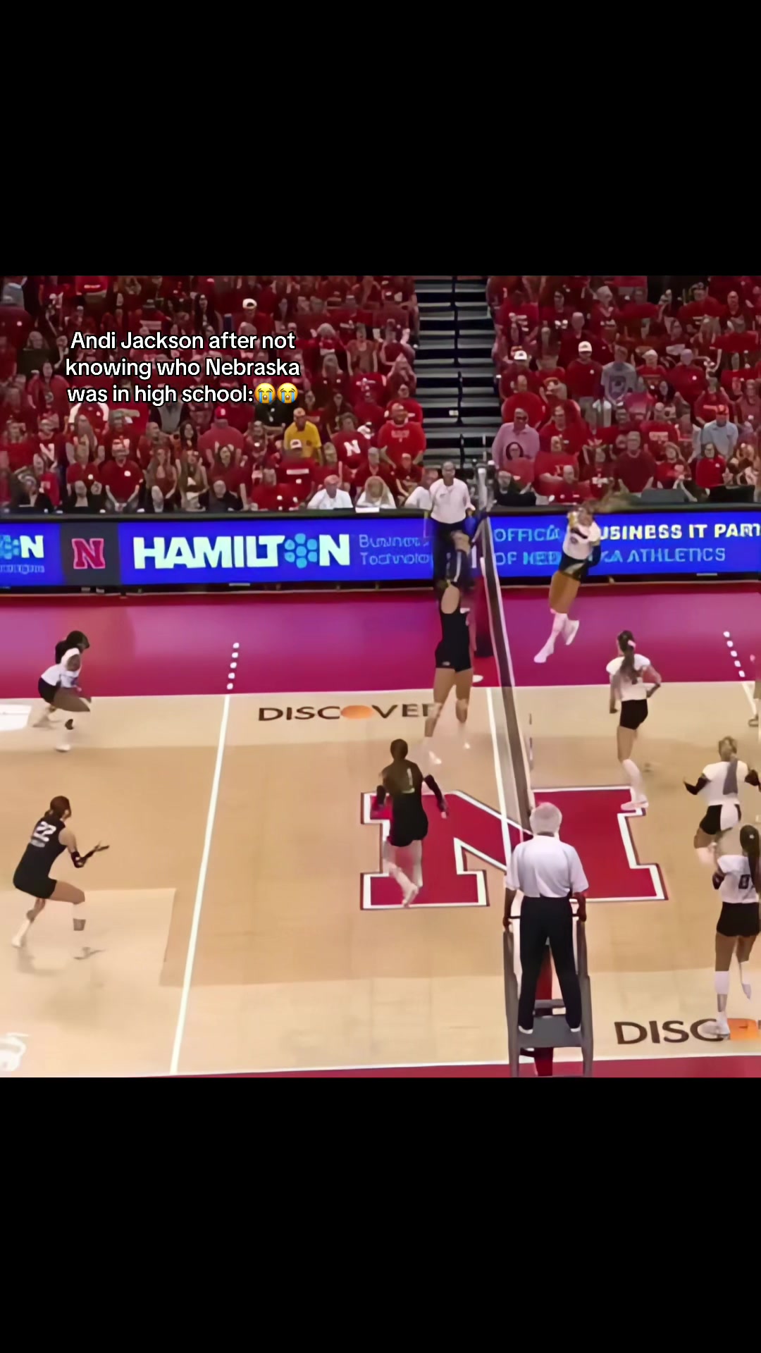 @Women’s Volleyball