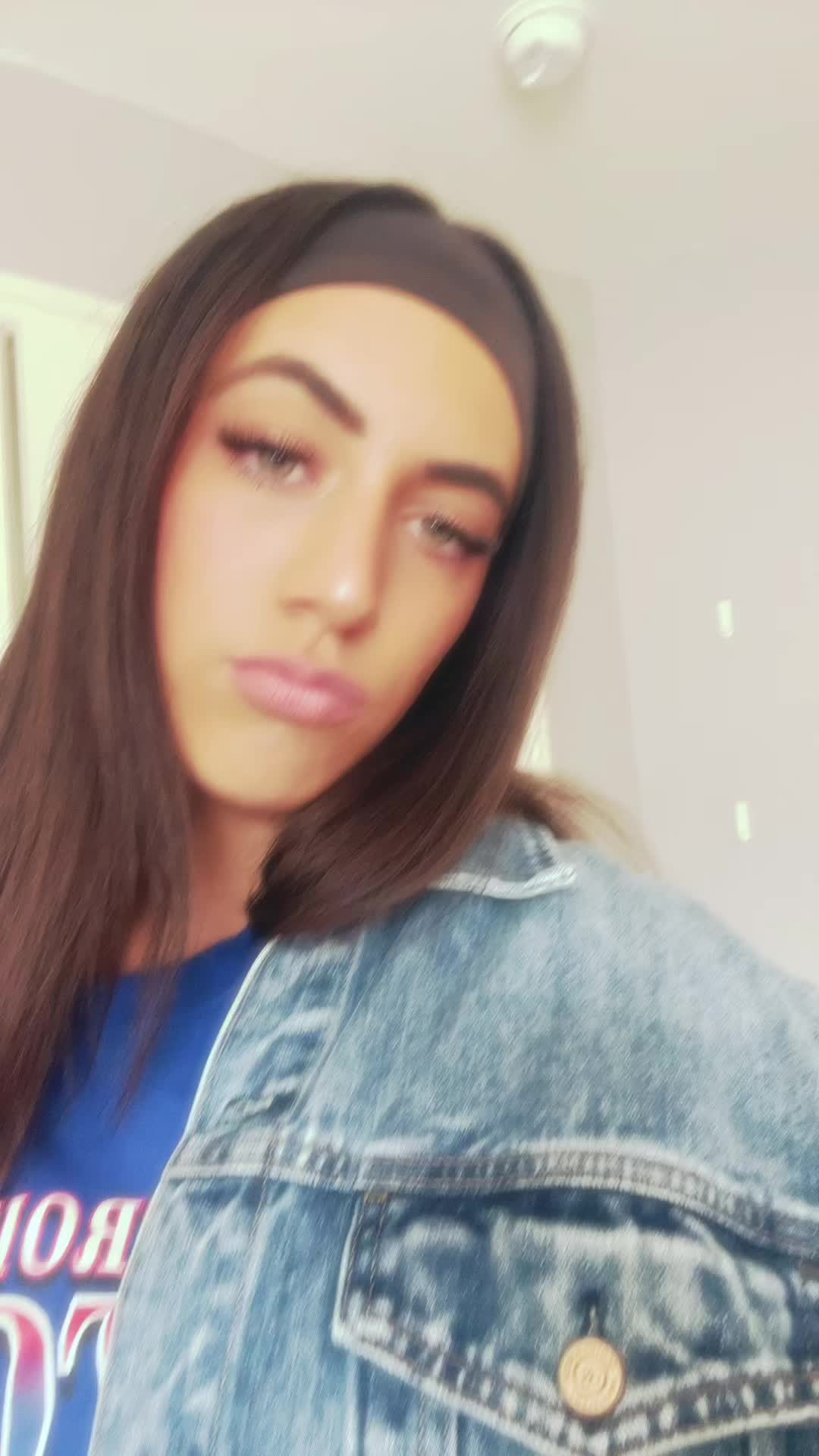 @giulianaafoltzz