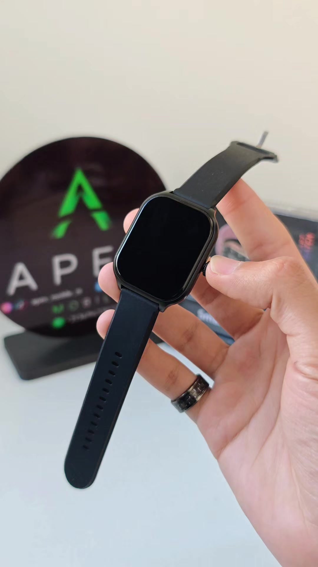 @Apex Mobile 18