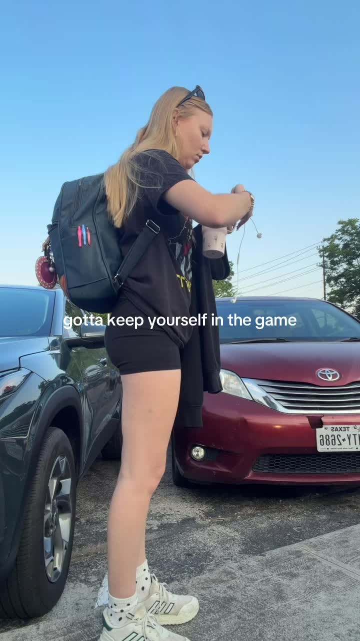 @caitlin