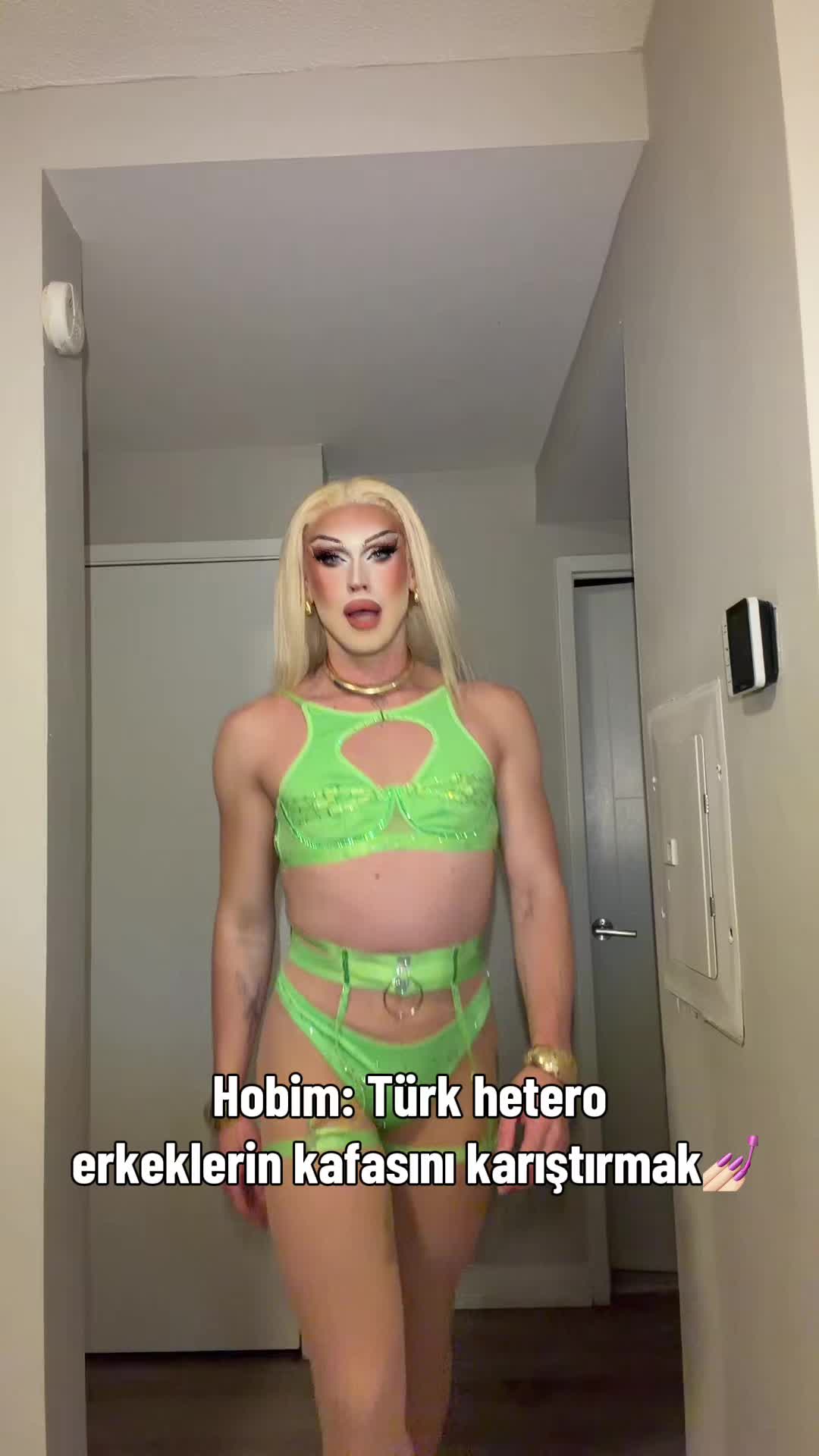 @DIANA QUEEN
