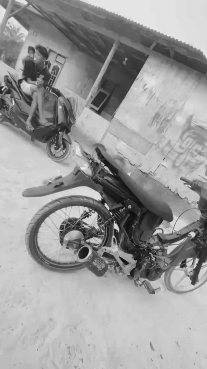 @-Mahuwaaaaaaaaaaa
