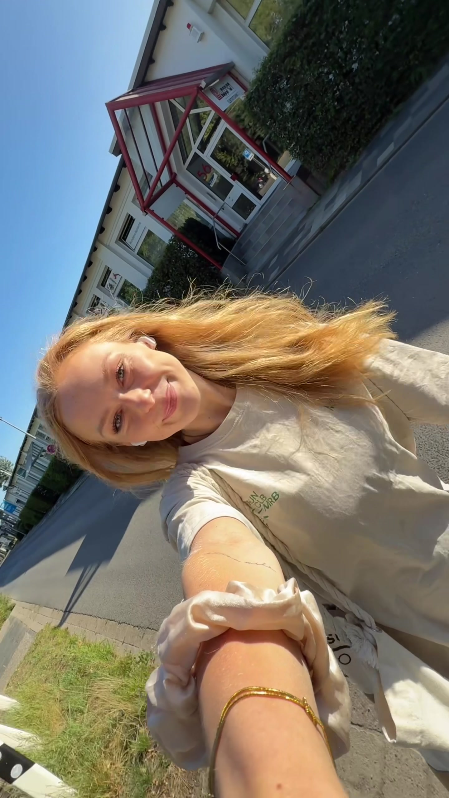@healthyhabitqueen