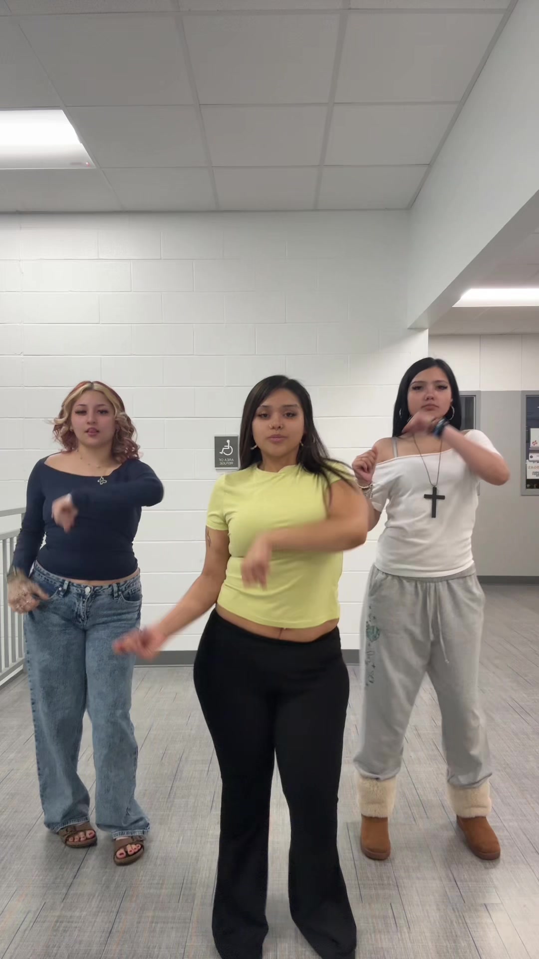 @g