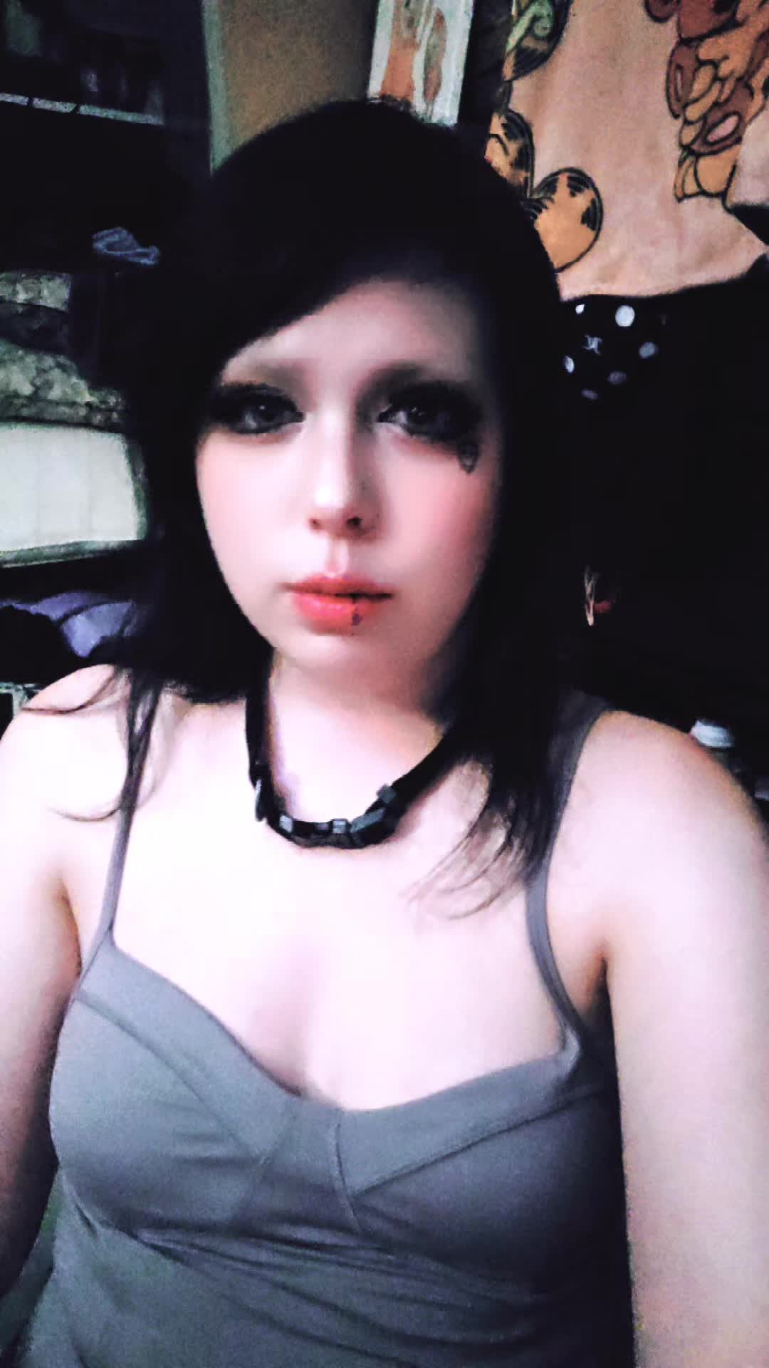 @Avii