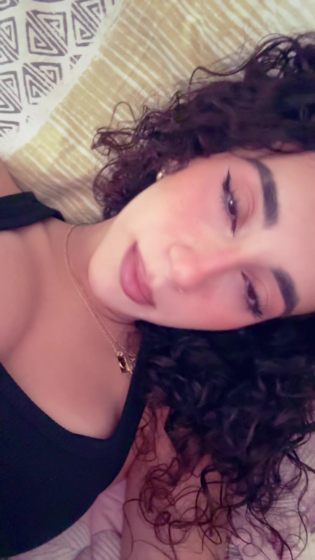 @🖤