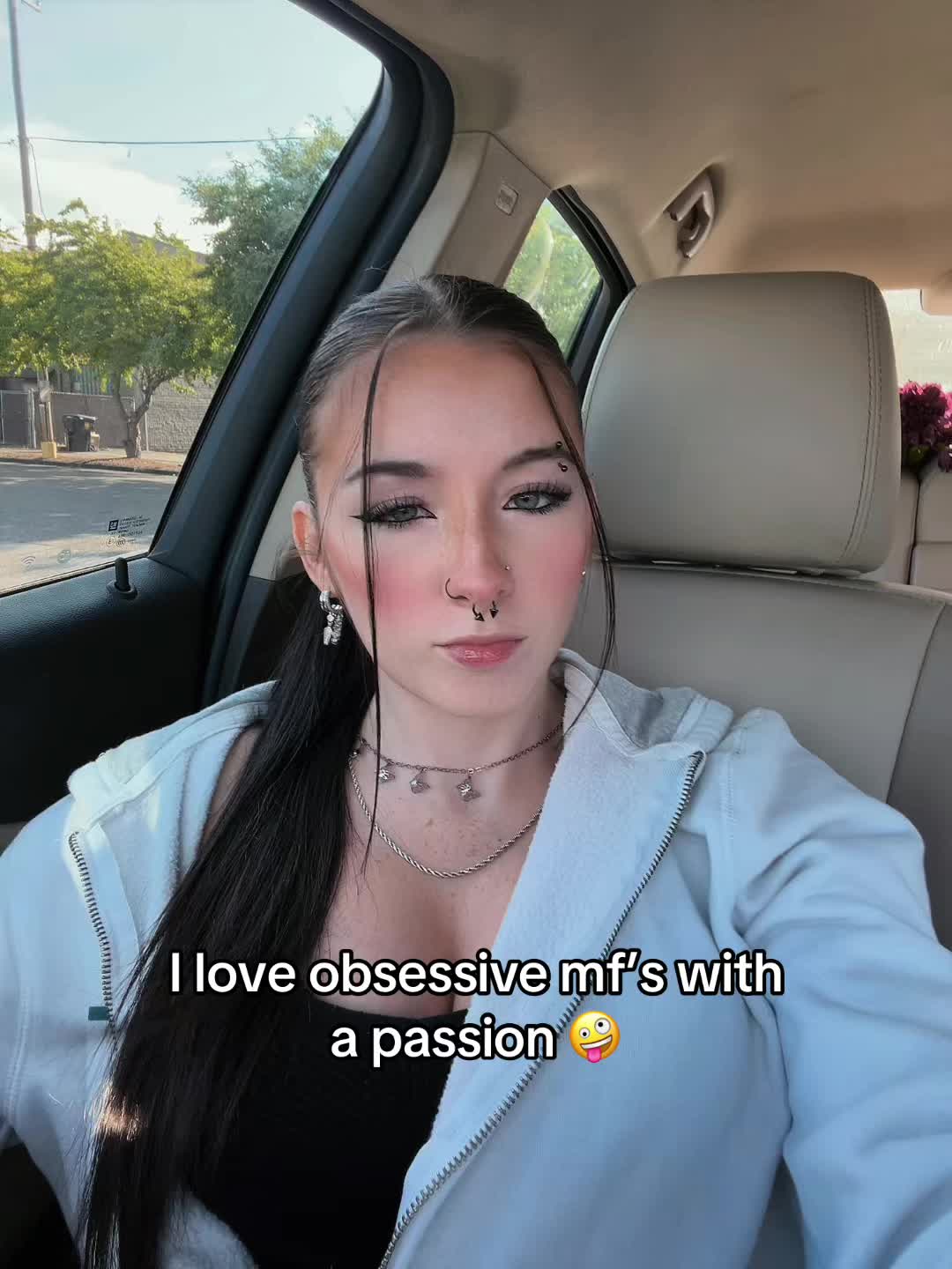@Katalinaa