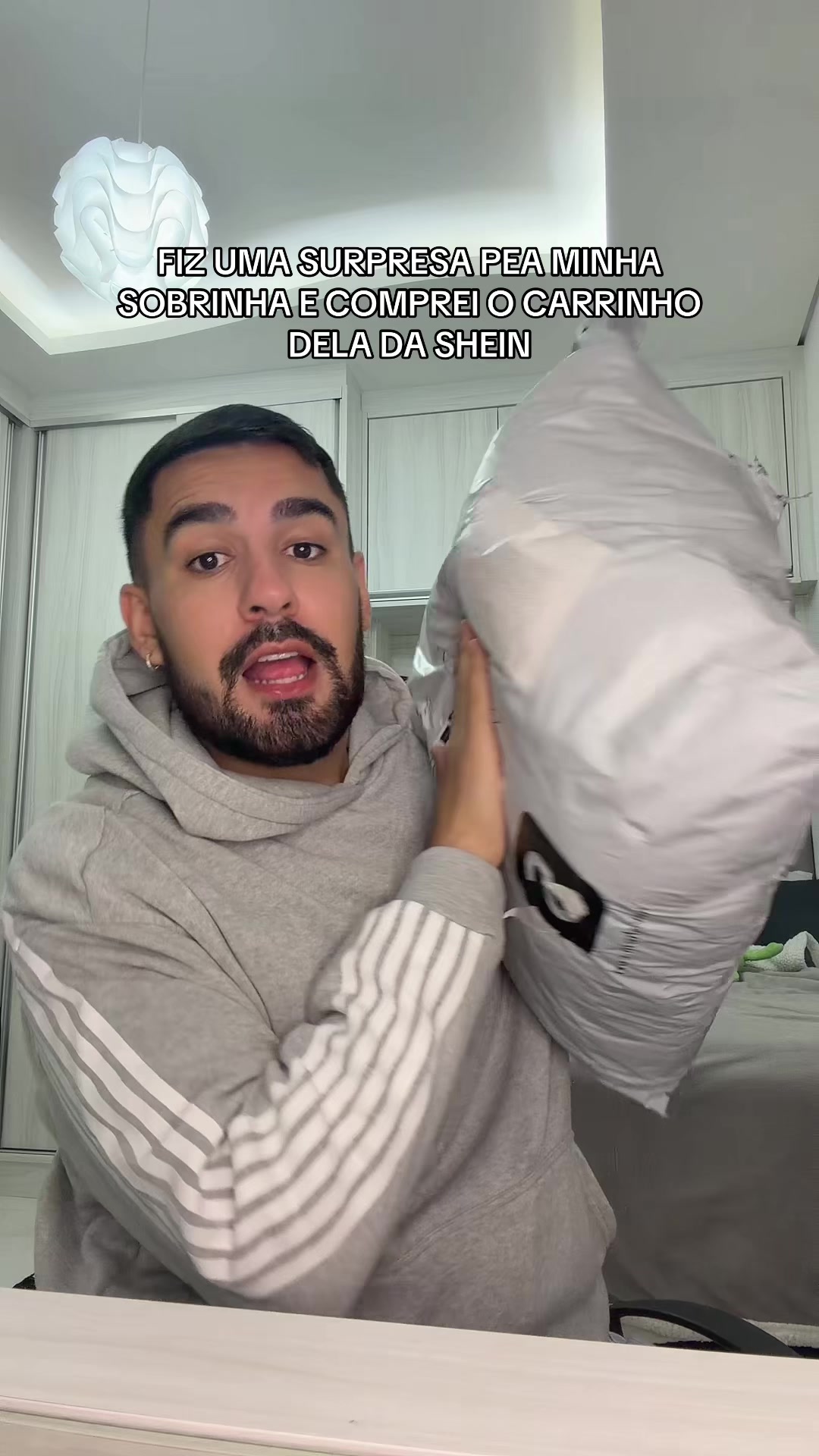 @L&eacute;o Borges