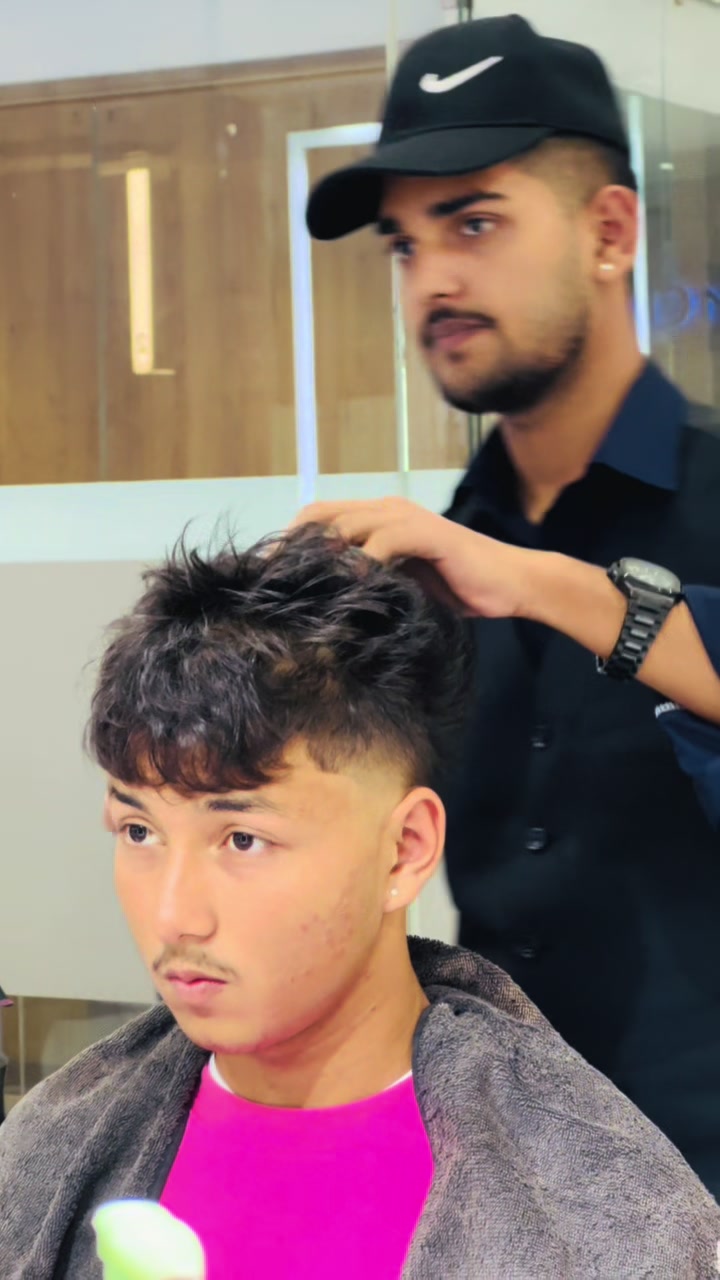 @Looks Salon Nepal