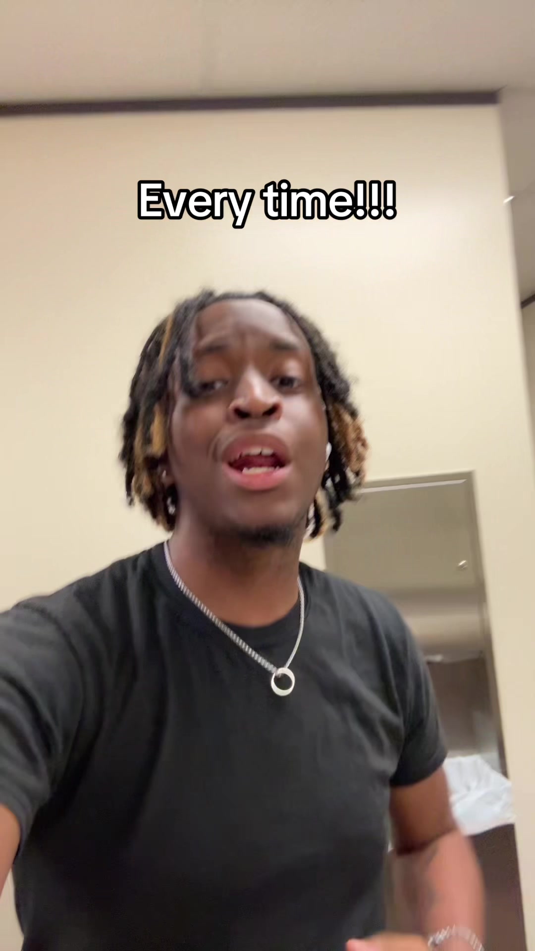 @Jay🦇