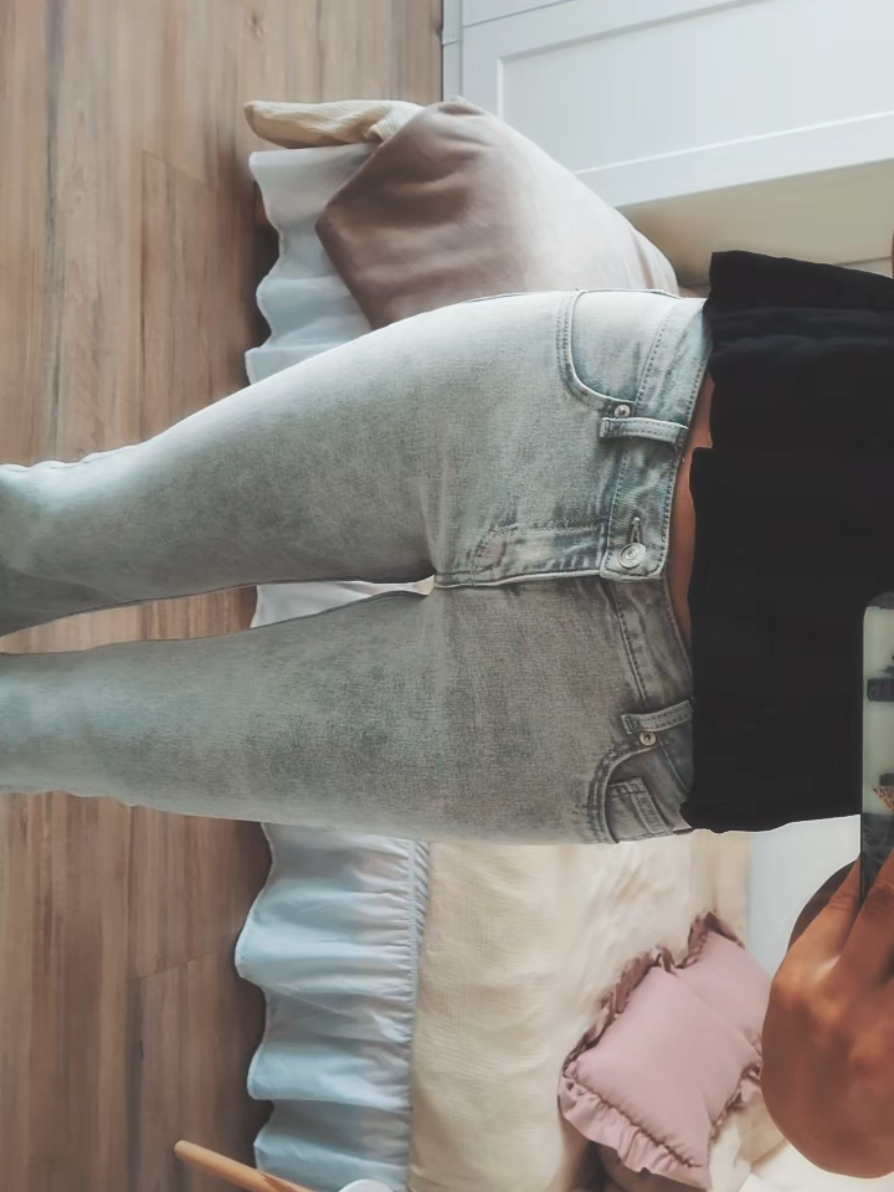 @L E N A ๐
