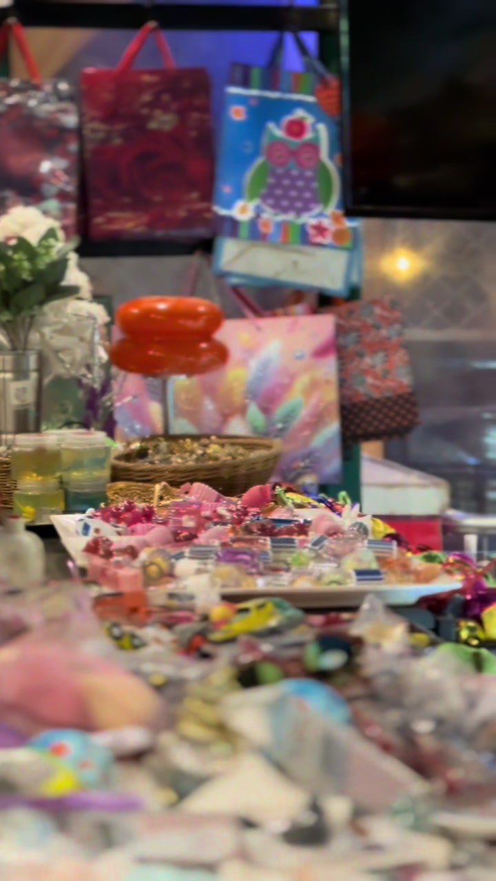 @Jan Sweets & Bakery