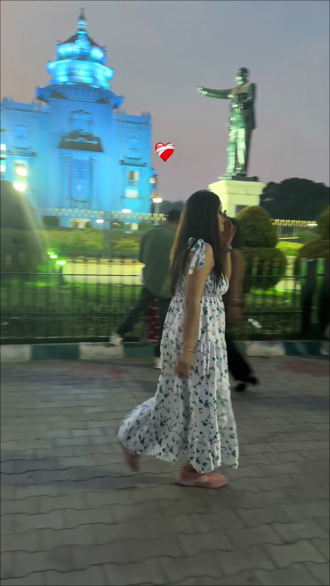@Niru Queen 👑❣️🥀