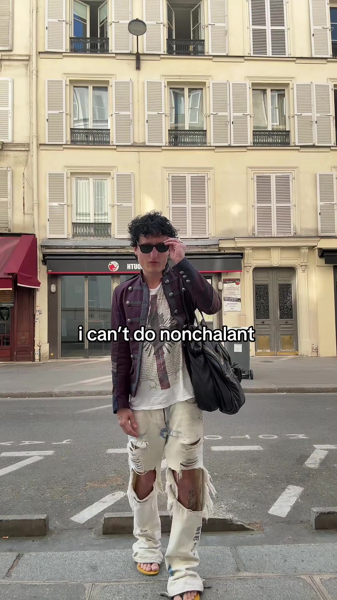 @L&eacute;o