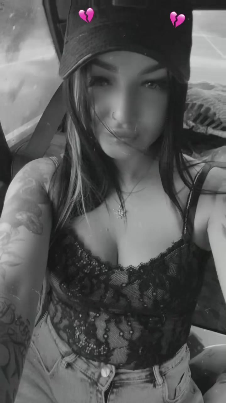 @Zhenechka_._