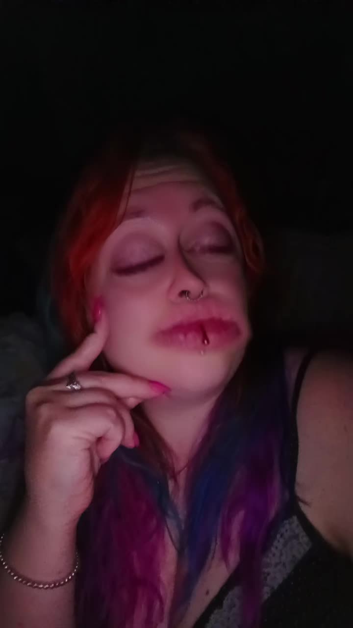 @Rainbowshit13🌺