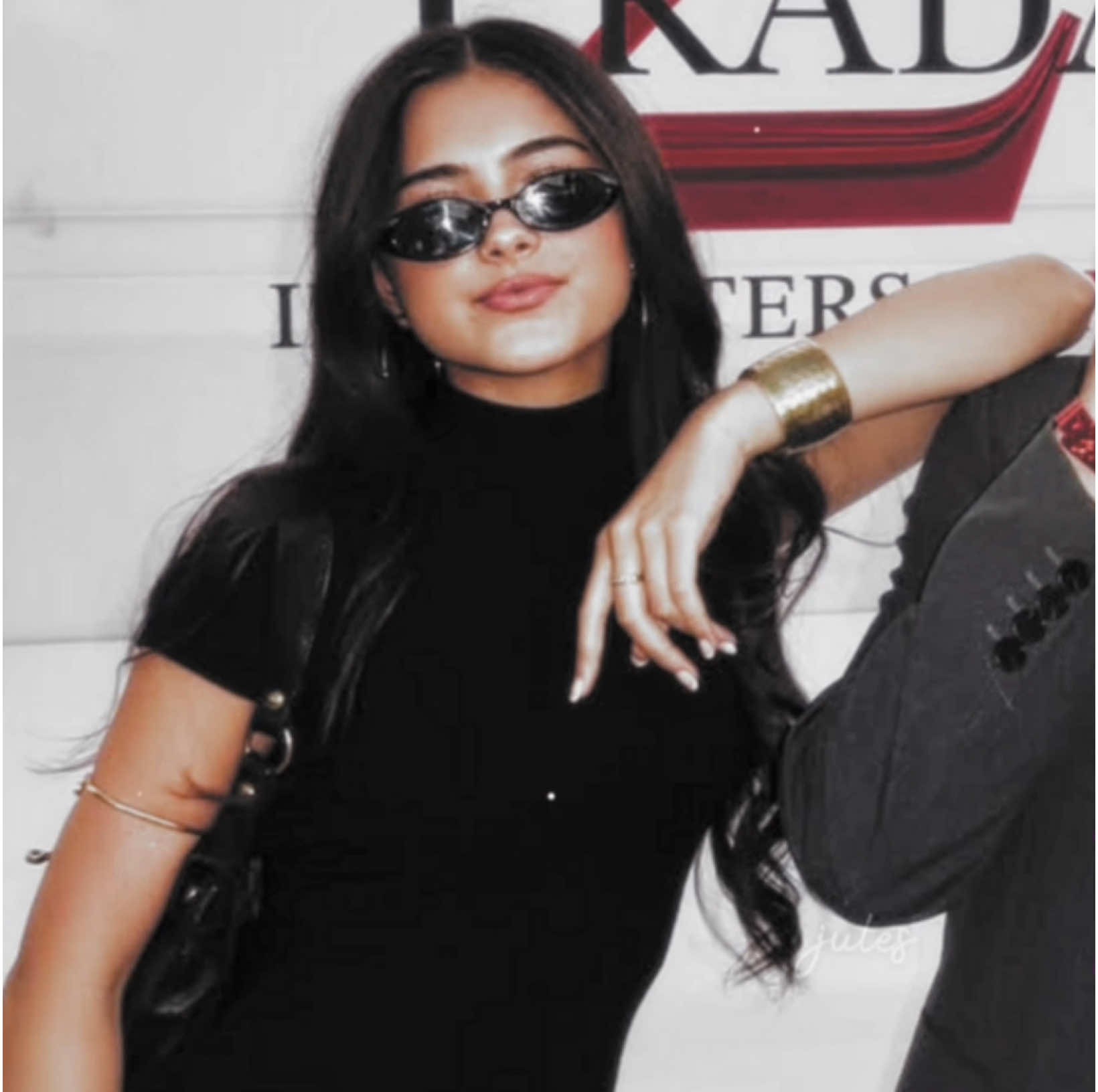 @jules 𝜗𝜚