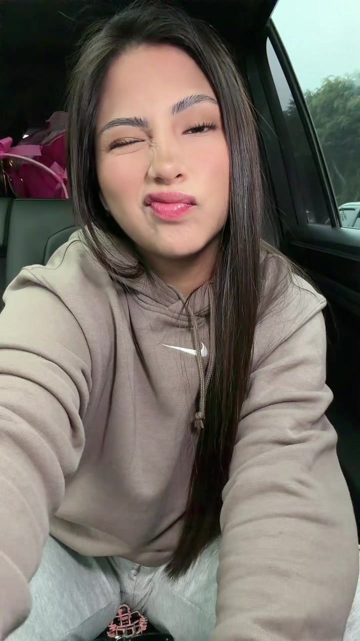 @Nayec2