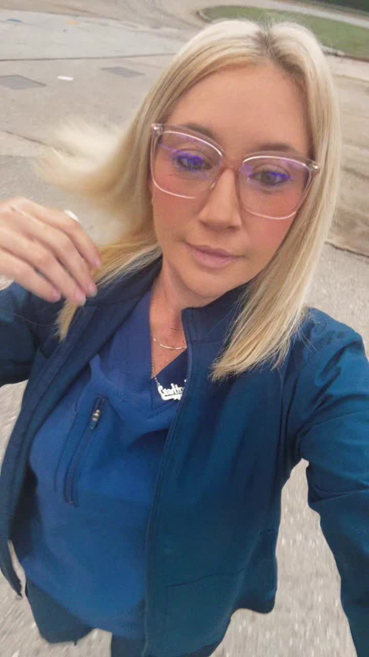 @julydaises