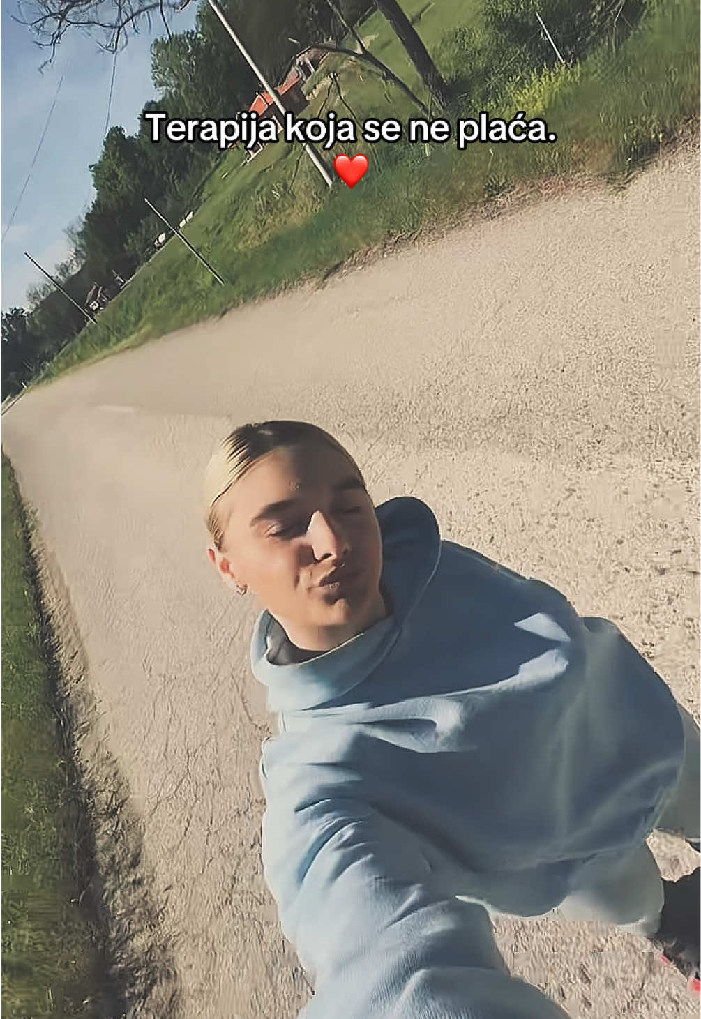 @vikixq👑