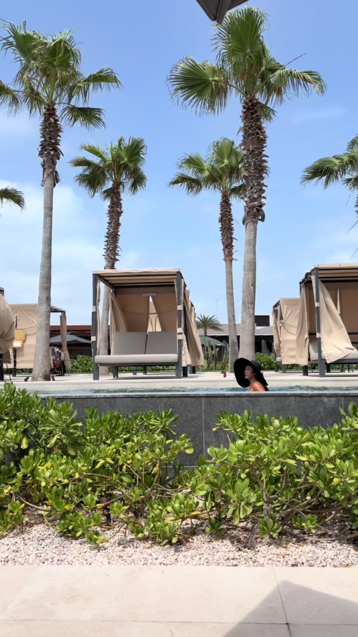 @Yentl | She Lives in Aruba