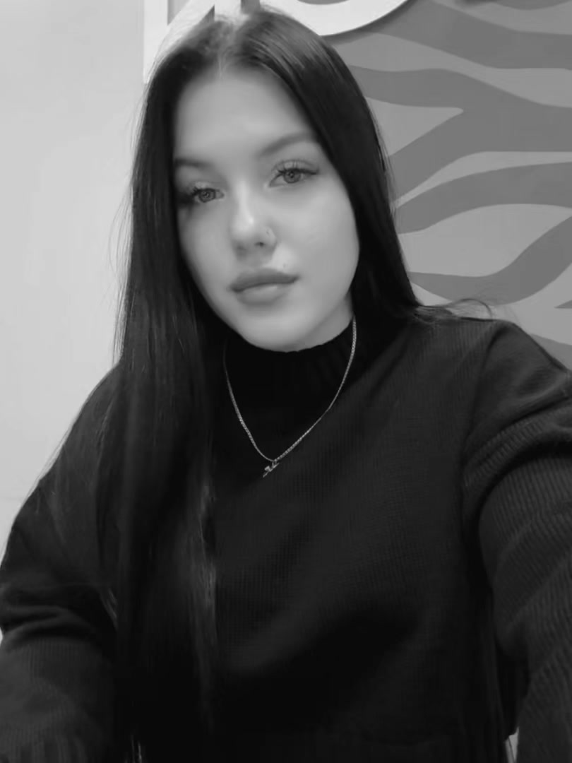 @ᴠᴇʀᴏɴɪᴋᴀ🐈⬛