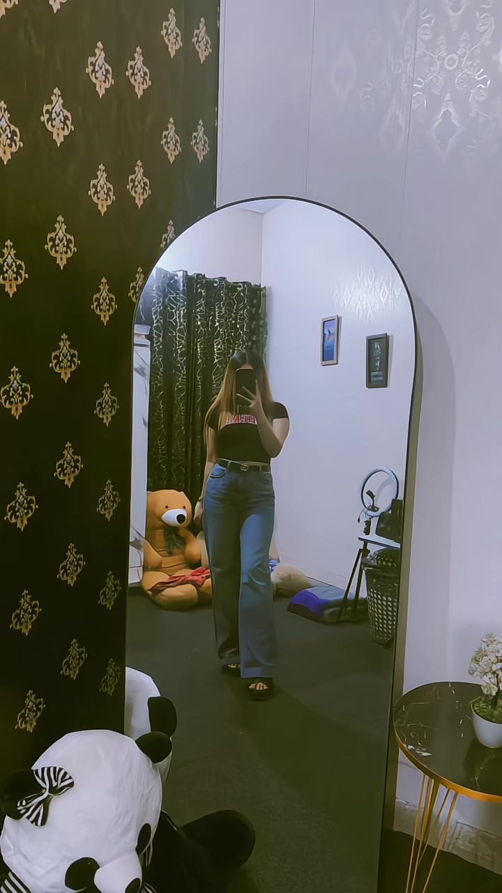 @BUGI🧝🏻&zwj;♀️