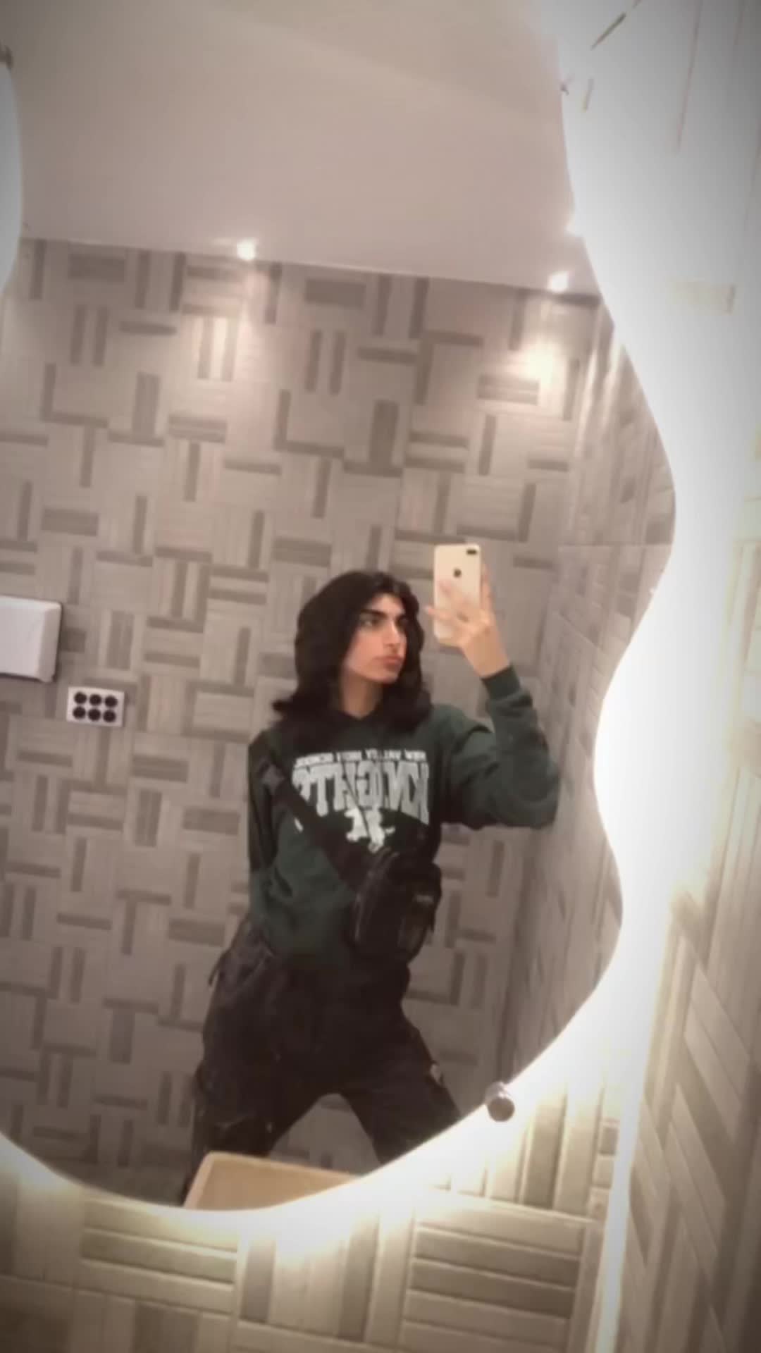 @Sloom.rr