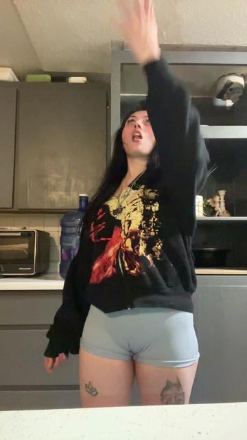 @ladybreaddealer