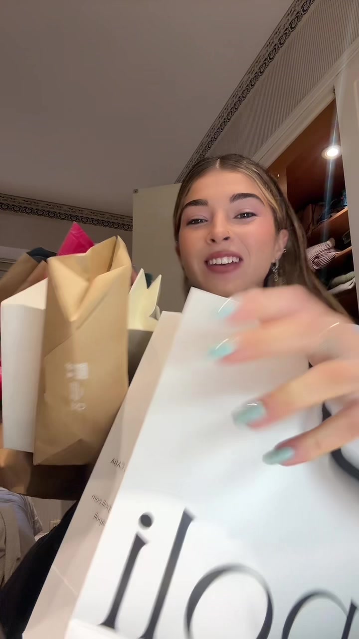 @lluucciiaa