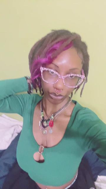 @☆Lilmamabrat₍^. .^₎⟆