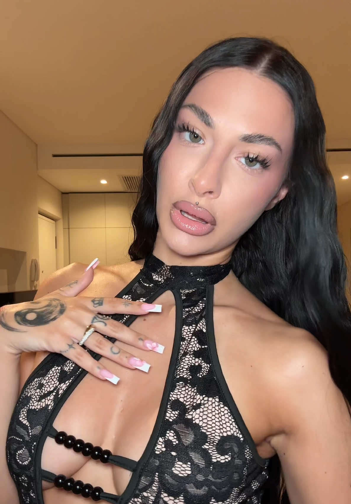 @ROBERRYC