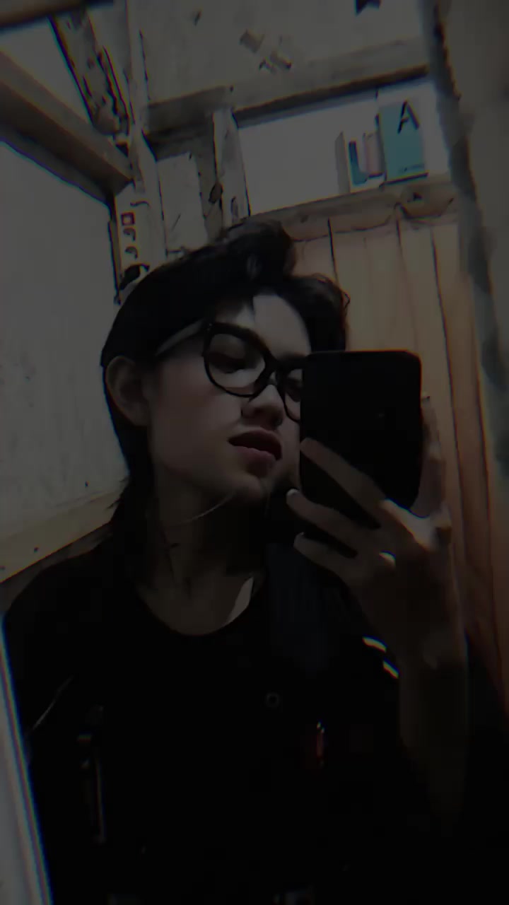 @ZAVERIA🍼