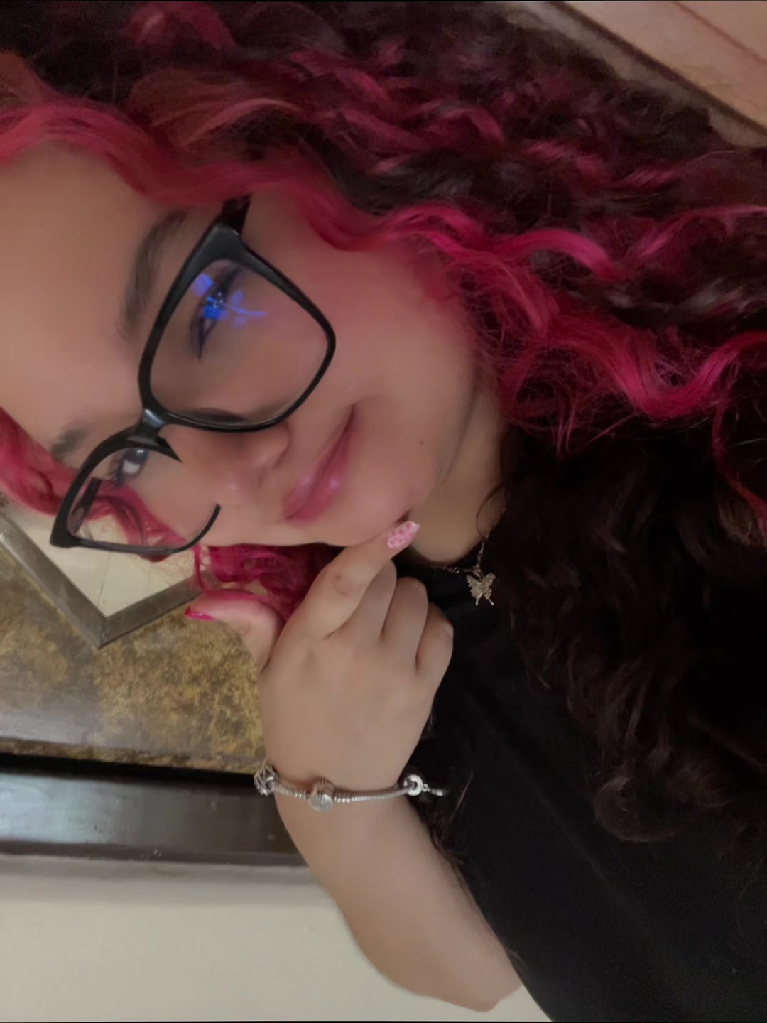 @adamaris
