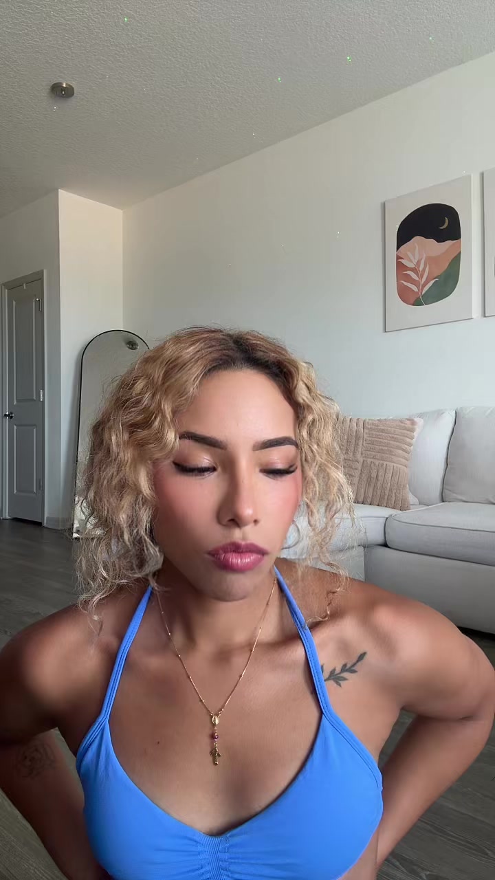 @Valentina Gabriela 💜