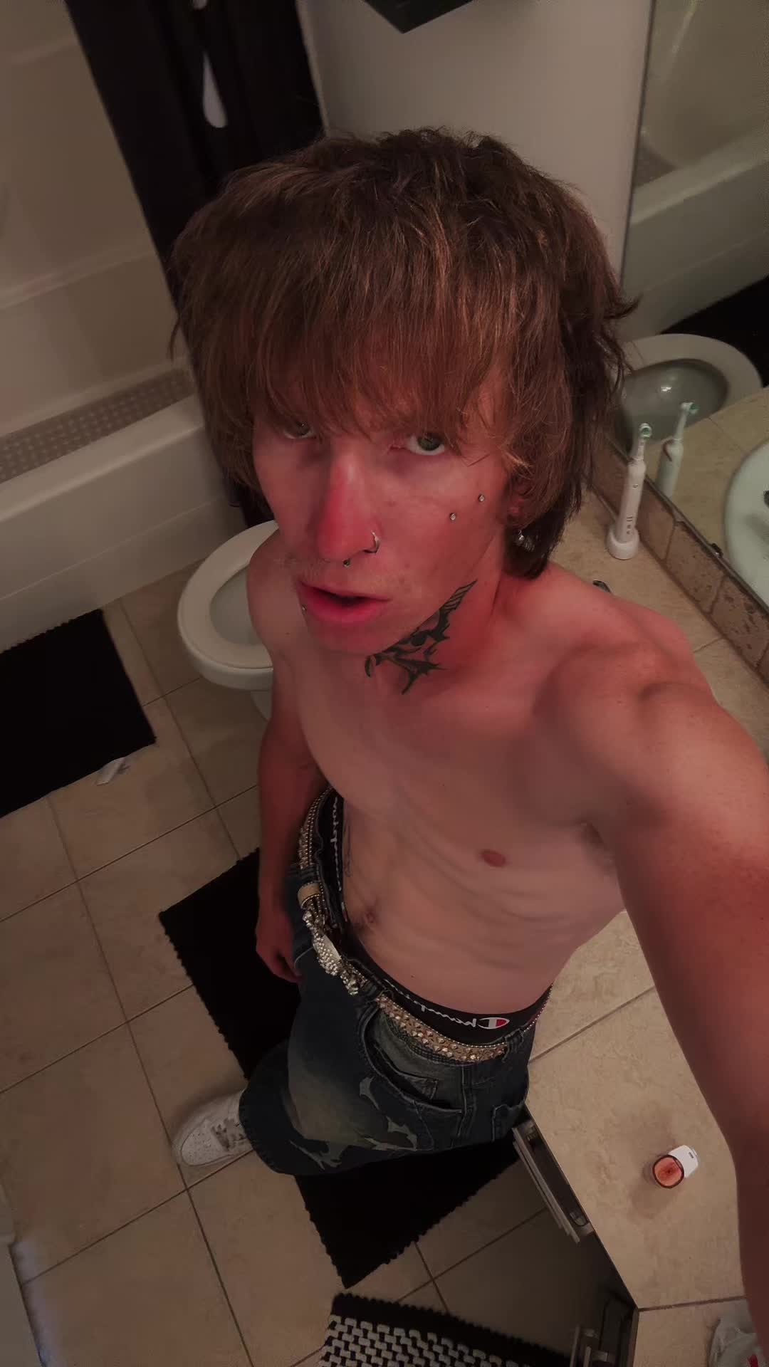 @Kitten_slayer02