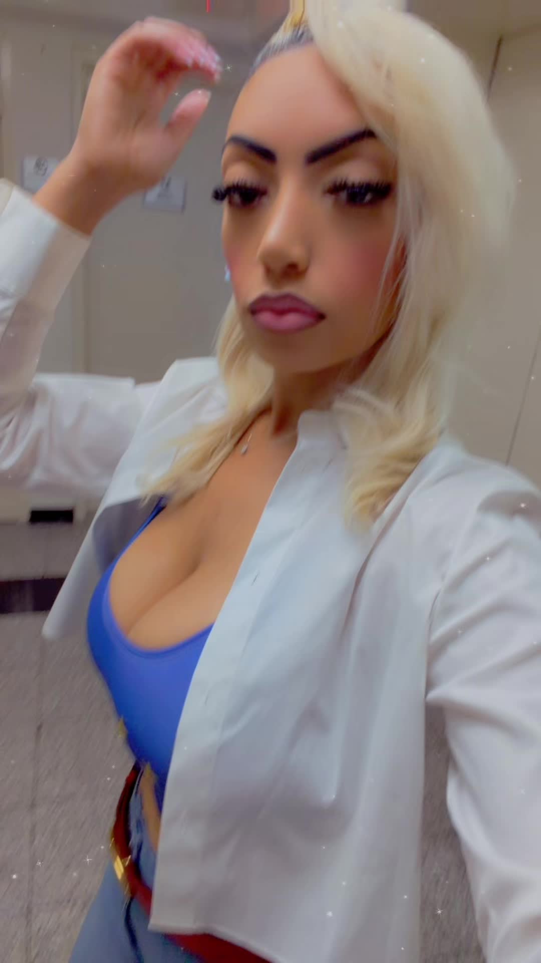@Valdina_D