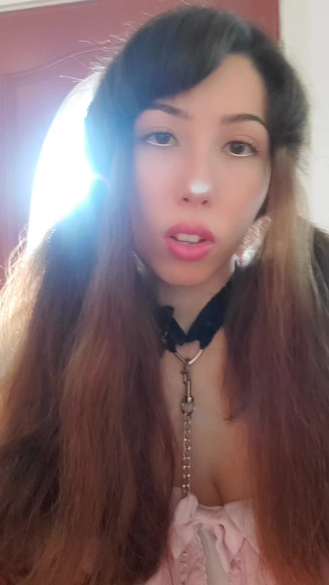 @AnyaMechelle