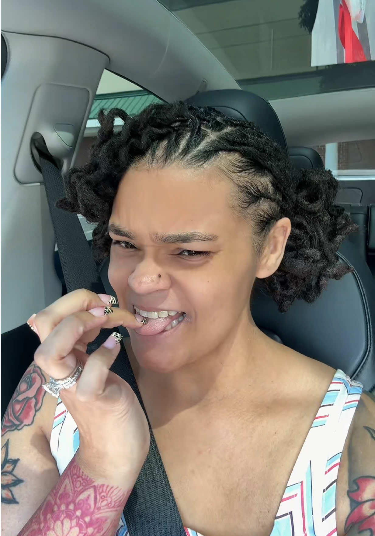 @✨Dominique✨ | life & laughs