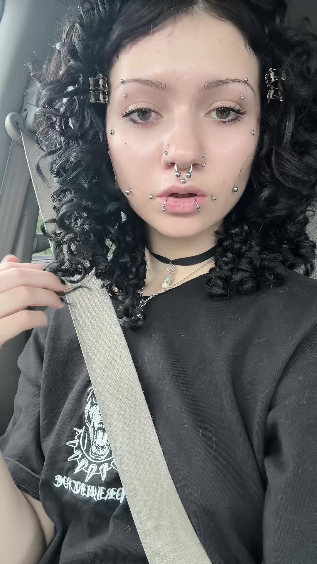 @miss.porcelain_