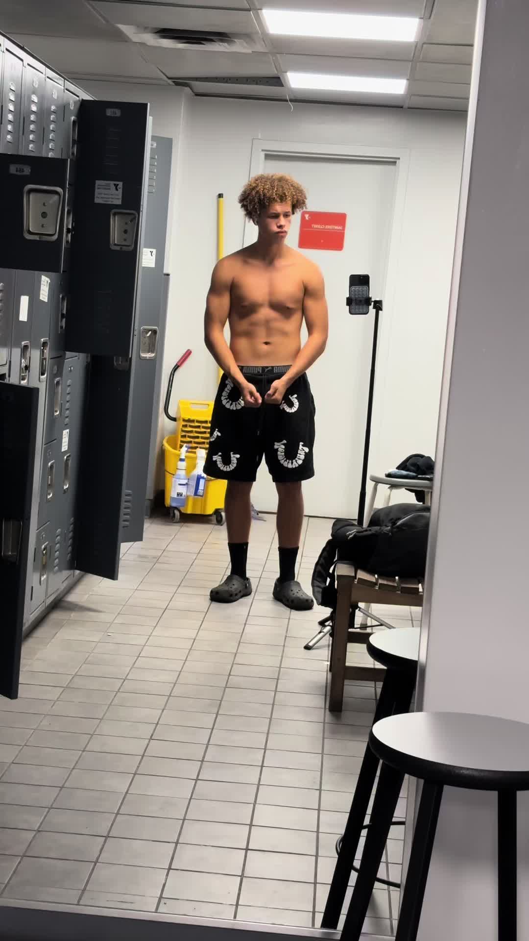 @Arlo_lifts