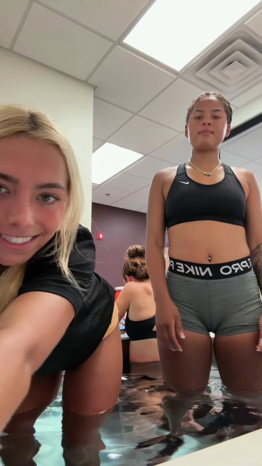 @avanucci14