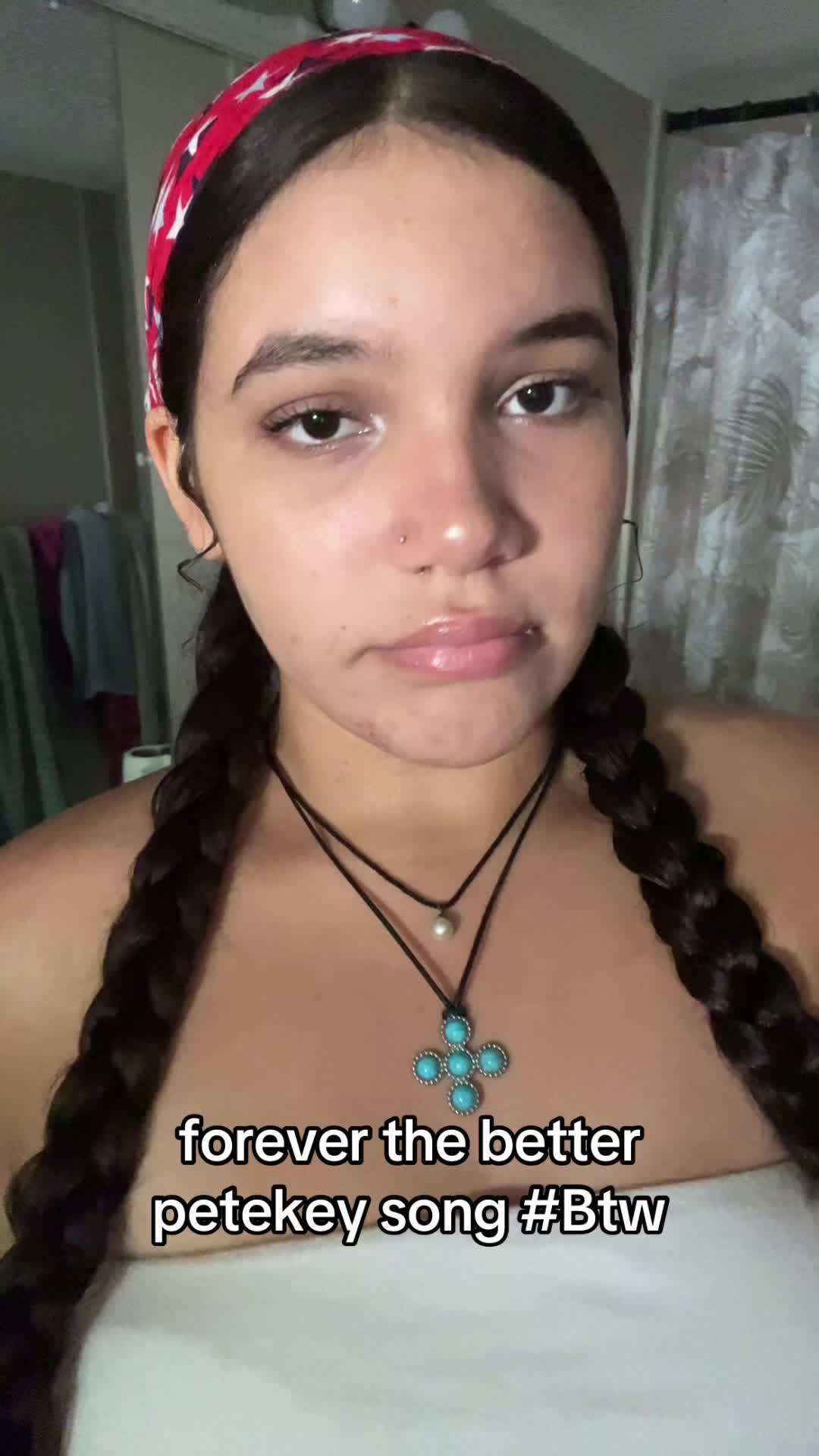 @chloe