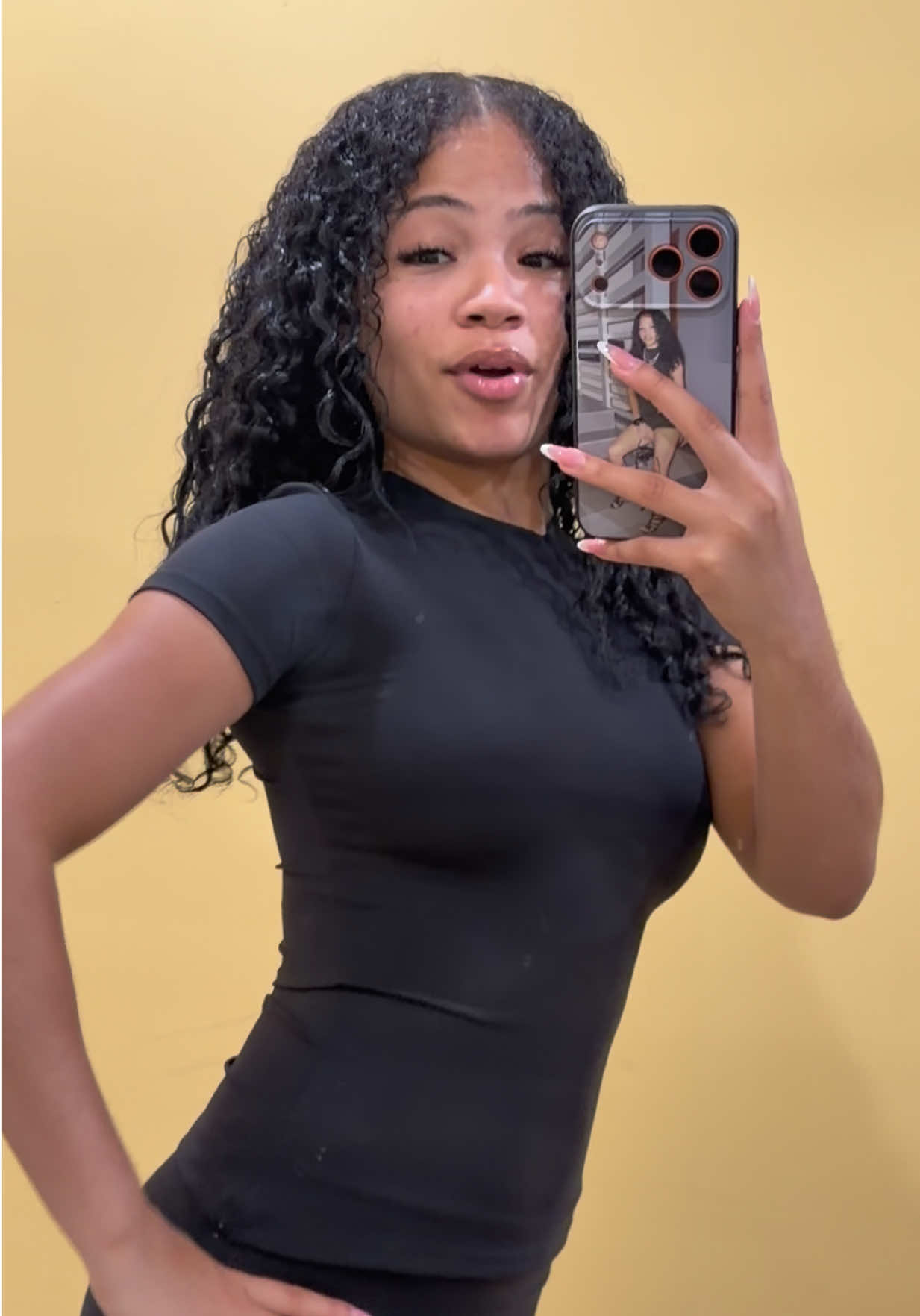 @Saniya Ti&rsquo;erra