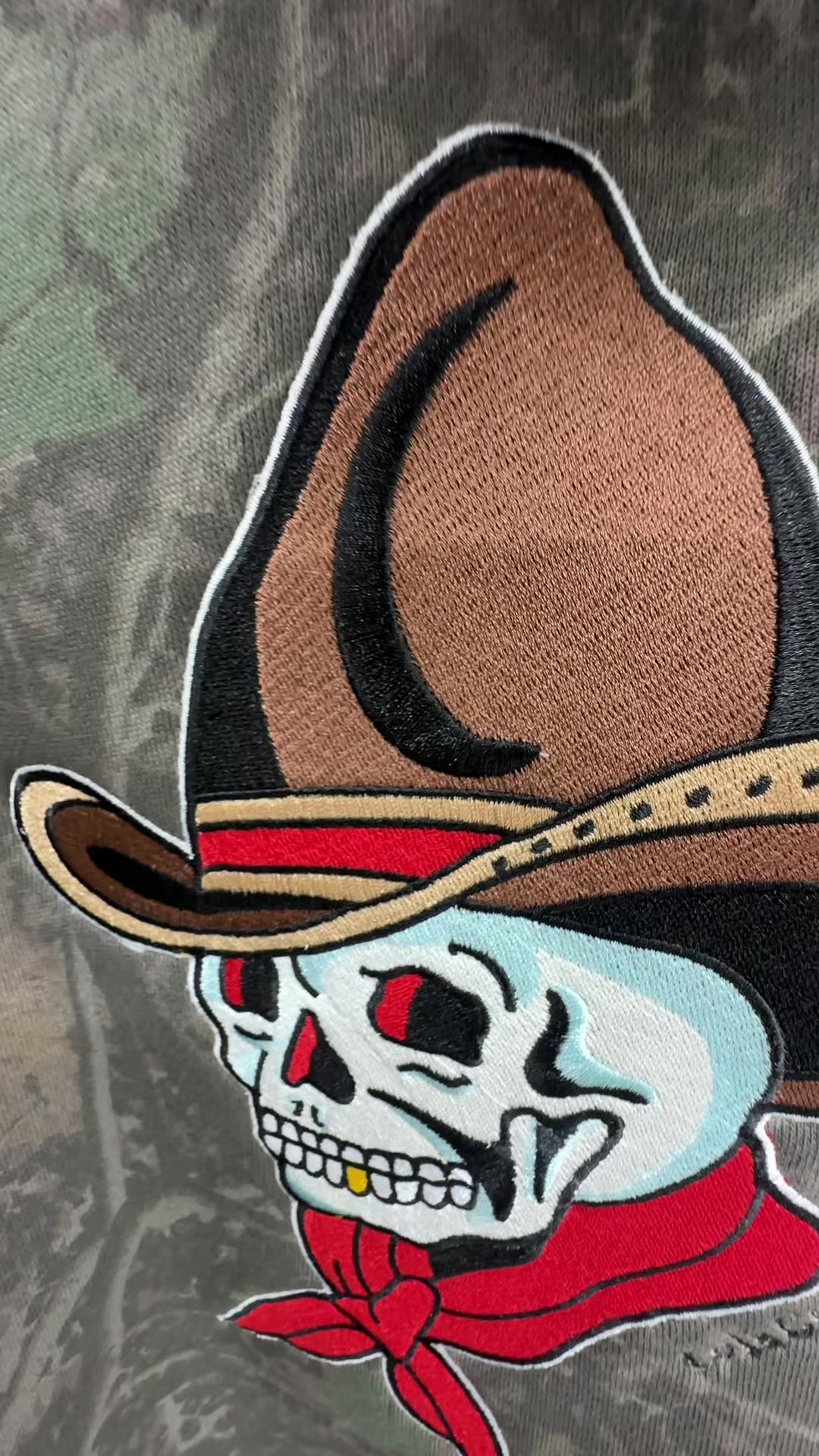 @kirspen_lolaclothingco