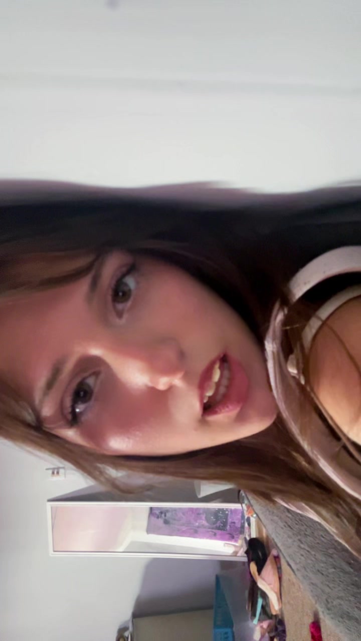 @eepykittiew