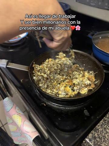 @Aly la salvi 🇸🇻