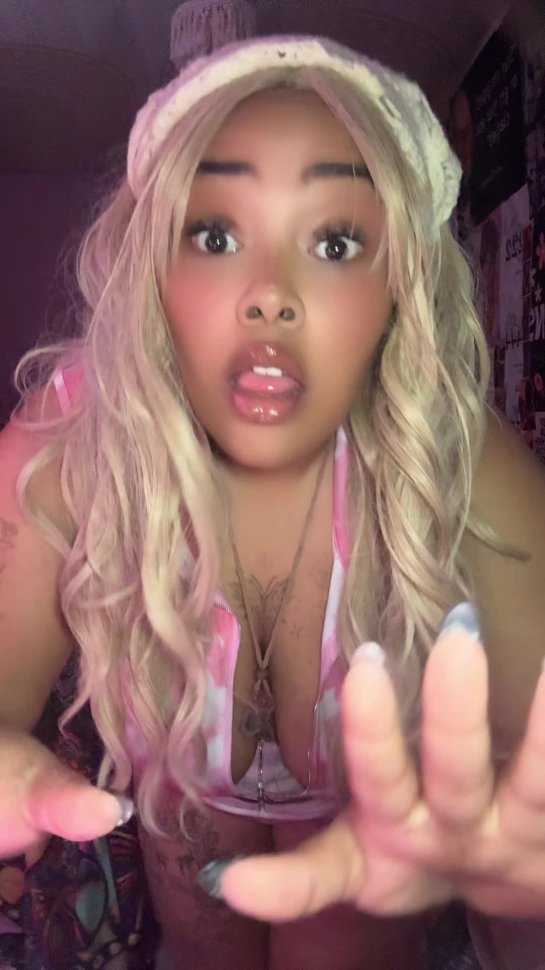 @🧚🏽♀️🍄Charn tanoushka☮️✌🏽