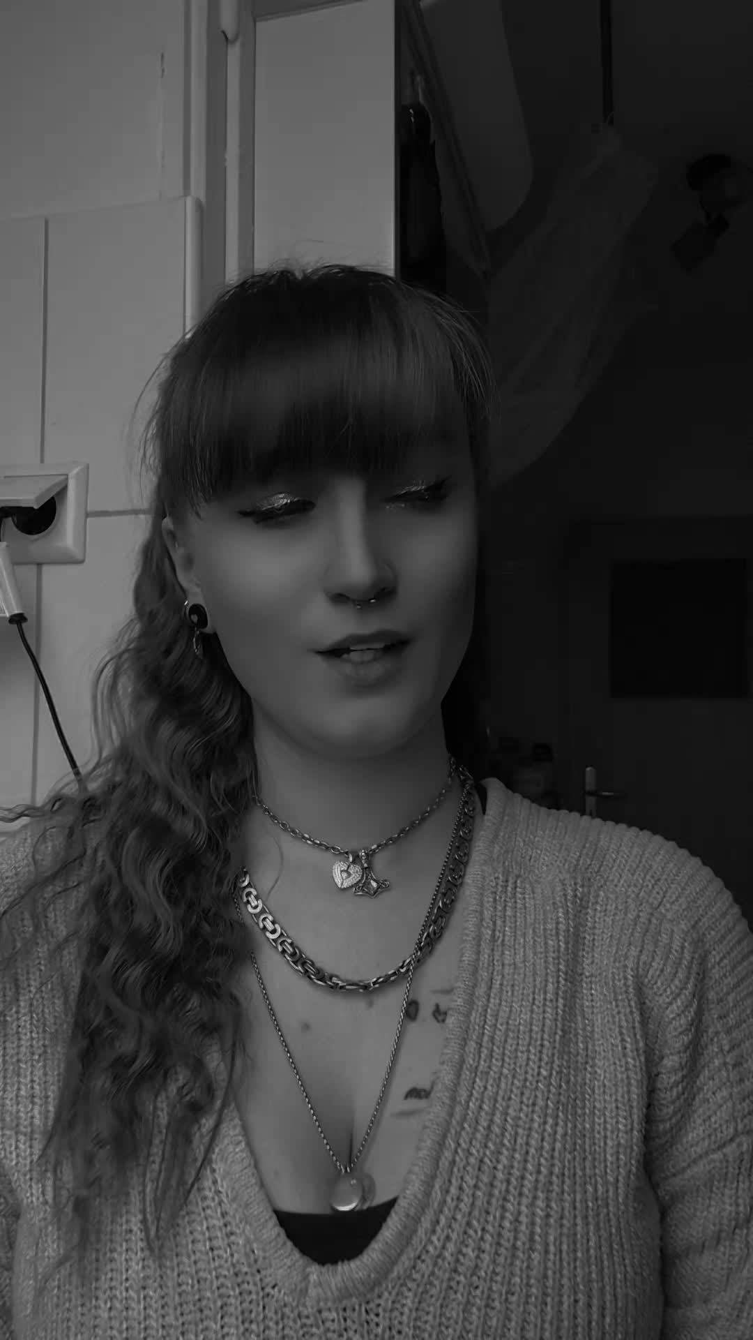@x.fuck.off.girl.x